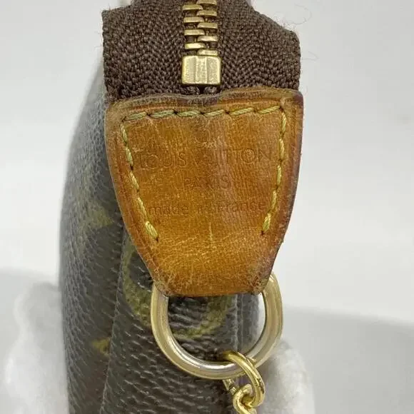 Louis Vuitton Monogram Mini Pochette Accessoires - Picture 6 of 10